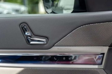 BMW Seria 7 G70 Sedan 3.0 40d 299KM 2026 BMW Seria 7 Benzyna 400KM Skreta tylnia os Masaz w fotelach 3.0, zdjęcie 23