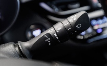 Toyota C-HR I Crossover Facelifting 1.8 Hybrid 122KM 2023 Toyota C-HR 1.8 Hybrid GPF GR Sport 1.8 Hybryda 122KM, zdjęcie 32