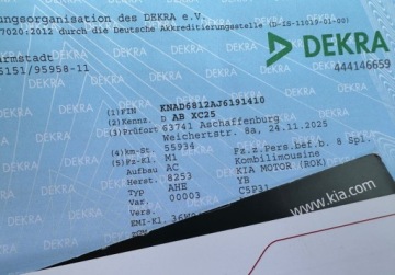 Kia Stonic I Crossover 1.2 DOHC 84KM 2018 Kia Stonic 1.2 86KM Key-Less Led Climatronic Kamera Bezwypadkowy Dla wymag, zdjęcie 32