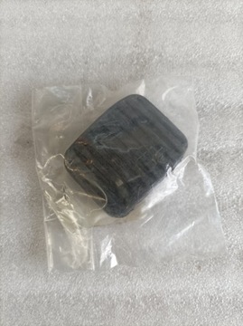 NAKŁADKA PEDAŁU SPRZĘGŁA HAMULCA CORSA MERIVA