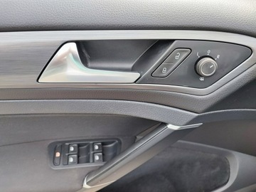Volkswagen Golf VII Variant Facelifting 1.0 TSI 110KM 2017 Volkswagen Golf VII 1.0 TSI Comfortline, zdjęcie 10