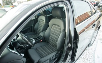 Audi A4 B8 Limousine 2.0 TFSI 180KM 2010 Audi A4 Limousine 2.0T 180KM Sedan cliamtronic Bixenon LED Grzane fotele, zdjęcie 25