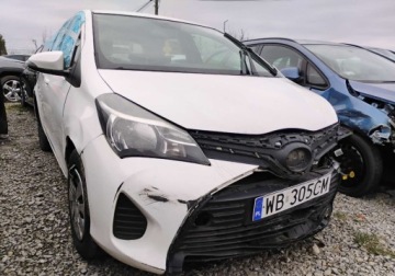 Toyota Yaris III Hatchback 5d Facelifting 1.0 VVT-i 69KM 2016 Toyota Yaris 2016r, 1.0 LPG. Uszkodzony lewy bok. Jezdzi. BenzynaLPG 70KM