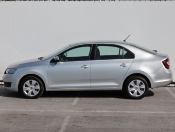 Skoda Rapid II Liftback Facelifting 1.0 TSI 110KM 2019 Skoda Rapid 1.0 TSI, Salon Polska, Serwis ASO, zdjęcie 2