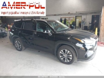 Toyota Highlander III 2022 Toyota Highlander 2022 Toyota Highlander XLE AWD (Natl) 3.5 Benzyna 295KM