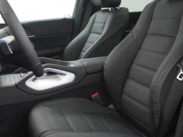 Mercedes GLE V167 SUV Facelifting 2.0 300d 269KM 2025 GLE Coupe 300 d 4-Matic AMG Line 2.0 (269KM) 2025, zdjęcie 3