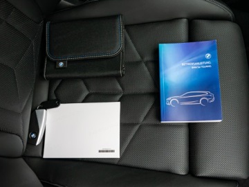 BMW Seria 5 G90-91 2025 BMW Seria 5 540d xDrive Combi 3.0 285KM 2025, zdjęcie 33