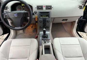 Volvo V50 1.8 125KM 2006 Volvo V50 Volvo V50 1.8 Edition 1.8 Benzyna 125KM, zdjęcie 12