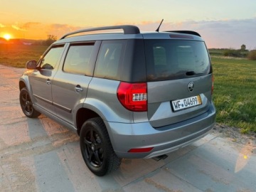 Skoda Yeti Outdoor 1.4 TSI 125KM 2016 Skoda Yeti Piekna YETI 1.4benz.125KM 4X4 Parktroniki Grzane Fotele Ksenon, zdjęcie 9