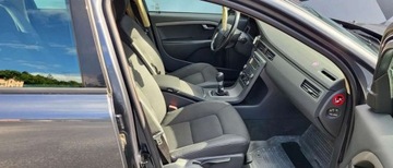 Volvo V70 III Kombi 2.0 145KM 2008 Volvo V70 2.0 145 KM bezwypadkowy serwisowany Oplacony 2.0 Benzyna 145KM, zdjęcie 19