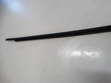 УПЛОТНИТЕЛЬ ОКНА ПЕРЕДНЕГО СПРАВА, VOLKSWAGEN GOLF VI