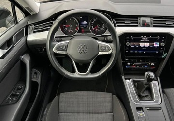 Volkswagen Passat B8 Variant Facelifting 2.0 TDI SCR 150KM 2022 Volkswagen Passat Variant Business Pakiety, FV 23, ACC, Asystenci, Czujni, zdjęcie 5