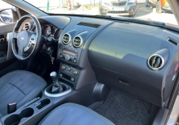 Nissan Qashqai I Crossover 2.0 140KM 2010 Nissan Qashqai2 panorama 7- osobowy 2.0 Benzyna 141KM, zdjęcie 29
