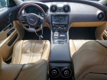 Jaguar XJ VII X351 2017 Jaguar XJ 2017 JAGUAR XJ, 3L, od ubezpieczalni 3.0 Benzyna 345KM, zdjęcie 6