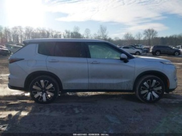 Mitsubishi Outlander IV 2025 Mitsubishi Outlander SE 2.5 S-Awc 2025 2.5 Benzyna 181KM, zdjęcie 6