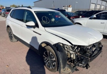 Volkswagen Tiguan Allspace 2023 Volkswagen Tiguan Allspace 2023 VOLKSWAGEN TIGUAN 7 osob - w POLSCE po opl, zdjęcie 3