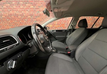 Volkswagen Golf VI Hatchback 5d 1.4 TSI 122KM 2009 Volkswagen Golf AUTOMAT DSG Hak Niski przebieg Warszawa 1.4 Benzyna 122KM, zdjęcie 9