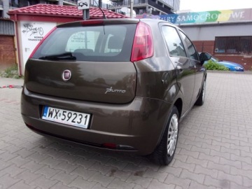 Fiat Punto Grande Punto Hatchback 5d 1.4 8v 77KM 2009 Fiat Punto Salon-Pl, zdjęcie 11