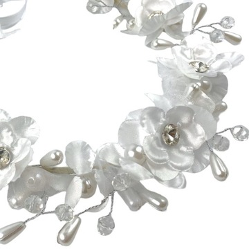 БЕЛЫЙ ЭЛЕГАНТНЫЙ ВЕНОК, УКРАШЕННЫЙ ЖЕМЧУГОМ И КРИСТАЛЛАМИ