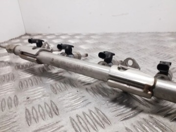 2013 Volkswagen Golf VII Распределитель топлива 04E133320D