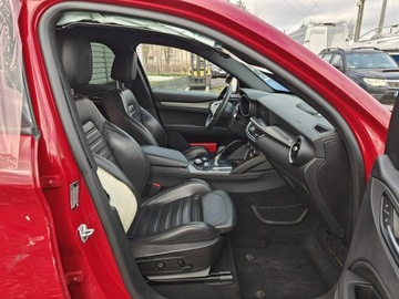 Alfa Romeo Stelvio SUV 2.0 Turbo 200KM 2018 Alfa Romeo Stelvio, zdjęcie 16