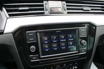 Volkswagen Passat B8 Variant Facelifting 2.0 TDI SCR 150KM 2022 Volkswagen Passat ELEGANCE 2.0 TDI DSG Salon PL GWARANCJA SelectCar+ FV 23%, zdjęcie 23