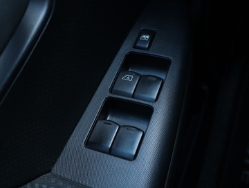 Nissan Note I Mikrovan Facelifting 1.4 88KM 2013 Nissan Note 1.4, Salon Polska, Klima, Klimatronic, zdjęcie 17