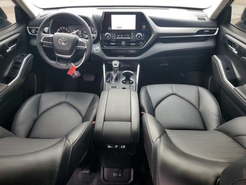 Toyota Highlander III 2023 Toyota Highlander L od ubezpieczyciela, male uszkodzenia 2.4 Benzyna 265KM, zdjęcie 7