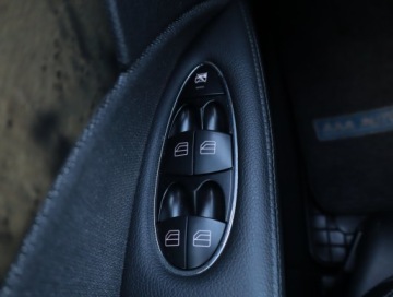 Mercedes Klasa E W211 Sedan W211 1.8 (200 Kompressor) 184KM 2007 Mercedes E E 200 Kompressor, GAZ, Automat, Skóra, zdjęcie 23