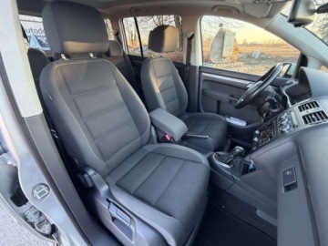 Volkswagen Touran II 1.6 TDI 105KM 2014 Volkswagen Touran Raty Panorama Automat DSG Klimatronic Navi 7 osobowy Za, zdjęcie 11