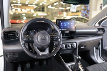 Toyota 2024 Toyota Yaris 1.5 Comfort 1.5 Benzyna 125KM, zdjęcie 20