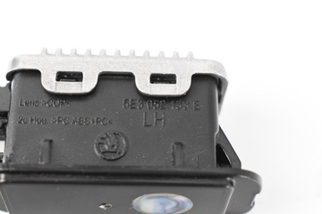 LAMPA DVEŘE PROJEKTOR LED 5E3052133E SKODA KODIAK OCTAVIA IV