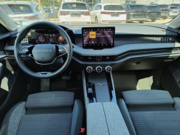 Skoda Superb IV Liftback 2.0 TSI 204KM 2025 Skoda Superb benzyna, automatyczna, napęd przedni,, zdjęcie 13