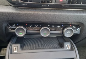 Citroen 2023 Citroen C4 FEEL PACK 130KM SS EAT8- nowy, zarejestrowany 1.2 Benzyna, zdjęcie 15