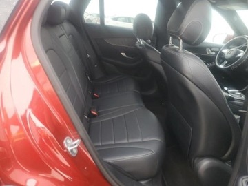 Mercedes GLC C253 2017 Mercedes-Benz GLC 300 SUV 2017 2.0 Benzyna 241KM, zdjęcie 11