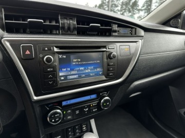 Toyota Auris II Hatchback 5d Facelifting 1.6 Valvematic 132KM 2015 Toyota Auris Kamera, LED, ALU Czujniki, Gwarancja!, zdjęcie 20