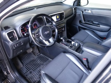 Kia Sportage IV SUV Facelifting 1.6 CRDI 136KM 2018 Kia Sportage Salon Polska/Automat/Panorama, zdjęcie 9