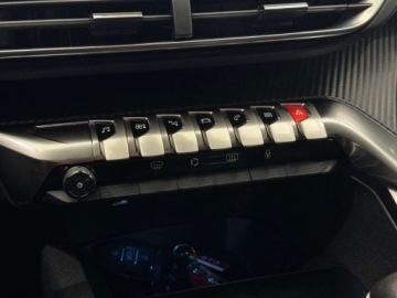 Peugeot 3008 II Crossover 1.2 PureTech 130KM 2017 Peugeot 3008 Active Kamera cofania Nawigacja CarPlayAndroid Auto, zdjęcie 22