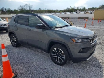 Jeep Compass II 2024 Jeep Compass 2024r., Limited, 2L, od ubezpieczalni 2.0 Benzyna 203KM, zdjęcie 2
