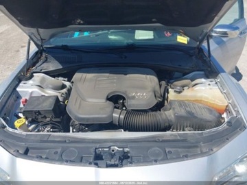 Chrysler 300C II 2020 Chrysler 300 Limited 2020 3.6l 3.6 Benzyna 292KM, zdjęcie 8