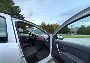 Dacia Sandero II Hatchback 5d 1.5 dCi 90KM 2014 Dacia Sandero Dacia Sandero 1.5 dCi Laureate 1.5 Diesel 90KM, zdjęcie 14