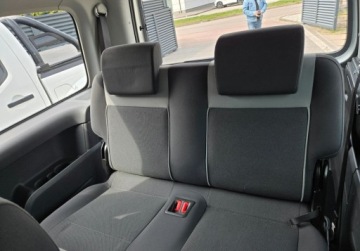 Volkswagen Caddy III Kombi Facelifting 1.2 TSI 104KM 2011 Volkswagen Caddy Swiezo sprowadzonyZarejestrowany Ubezpieczony. Maxi 7 oso, zdjęcie 26