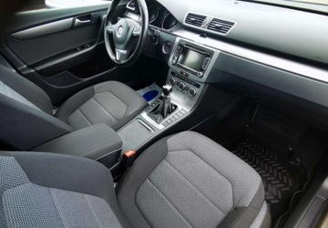 Volkswagen Passat B7 Variant 2.0 TDI CR DPF BlueMotion 140KM 2012 Volkswagen Passat 2.0 TDI Comfortline 2.0 Diesel 140KM, zdjęcie 12