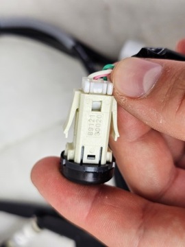 ANTÉNA GPS NAVI NAVIGACE SENZOR ČIDLA PŘÍVOD TOYOTA COROLLA E21