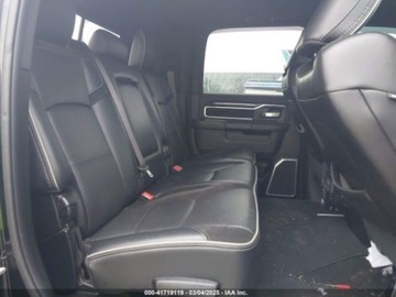  RAM 2500 2021r., Laramie 4X4, od ubezpieczalni 6.4 Benzyna 410KM, zdjęcie 9