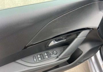 Peugeot 208 II e-208 Elektryczny 136KM 2022 Peugeot 208 Elektryczny 136KM, zdjęcie 12