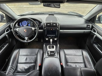 Porsche Cayenne I 3.2 i V6 24V 250KM 2006 Porsche Cayenne 3,2 benzyna 250 KM automat, zdjęcie 8