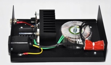 ZASILACZ LINIOWY AUDIO 9V 3000MA 5.5/2.1 MUZGAUDIO