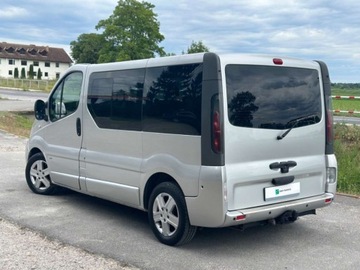 Opel Vivaro A 2006 Opel Vivaro Opel Vivaro kampervan 7 osobowy 3 x klima Westfalia lozko kamp, zdjęcie 16