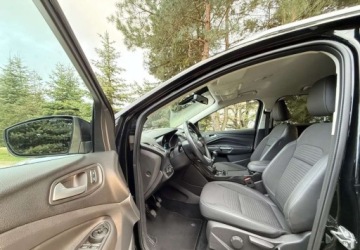 Ford Kuga II SUV Facelifting 1.5 EcoBoost 150KM 2019 Ford Kuga Ford Kuga 1.5 EcoBoost 2x4 Titanium 1.5 Benzyna 150KM, zdjęcie 13